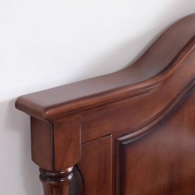 Traditional mahogany wood bed